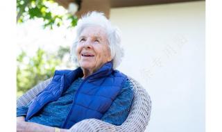 年三十晚上必吃8个菜 年三十晚上必吃8个菜